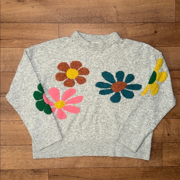Natural Life Size Medium Ash Flower Boxy Intarsia Sweater Everyone’s Favorite - Picture 3 of 13